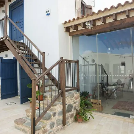 Holiday home The Family Nest Orounda